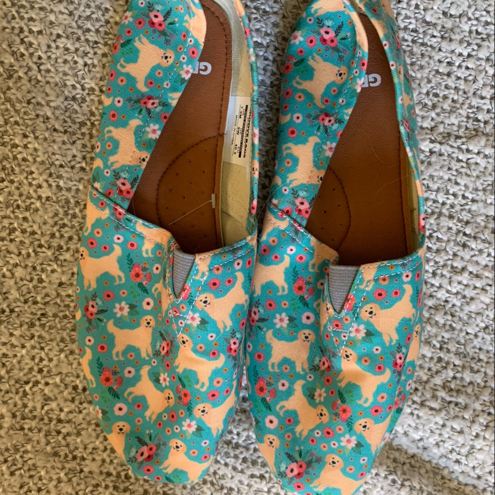 Golden Retriever shoes
